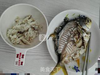 宝宝辅食——鲳鱼粥的做法步骤：4