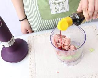 婴儿宝宝辅食——肉丸的做法步骤：3