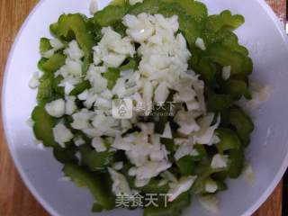 凉拌苦瓜的做法步骤：4
