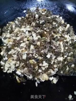 梅菜豆干肉包的做法步骤：5