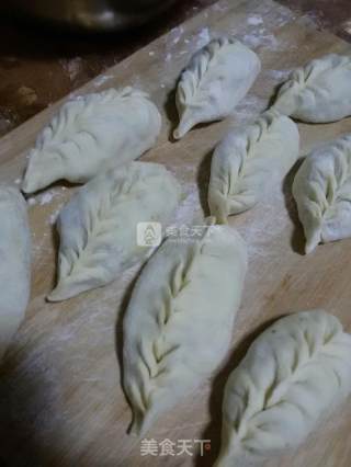 梅菜豆干肉包的做法步骤：10