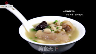【花生绿豆猪脚汤】夏季的靓汤的做法步骤：5