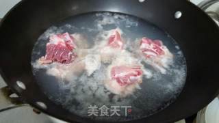节瓜扁豆蚝豉骨头汤的做法步骤：2
