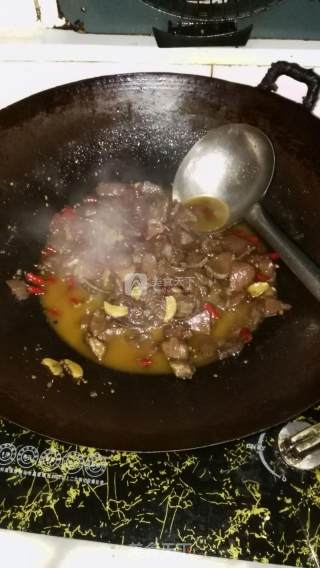 麻辣牛肉的做法步骤：7