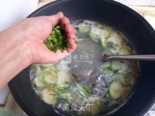 虾皮黄瓜皮蛋汤的做法步骤：14