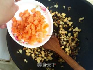 香菇土豆什锦蛋炒饭的做法步骤：12