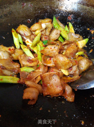 【回锅猪脸肉】的做法步骤：7