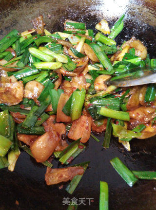 【回锅猪脸肉】的做法步骤：9