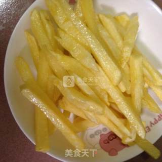 炸薯条的做法步骤：4