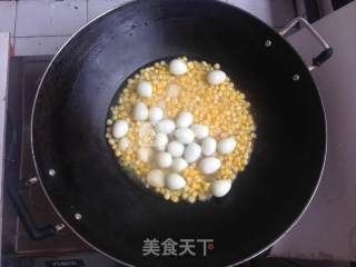 七彩时蔬鹌鹑蛋的做法步骤：4