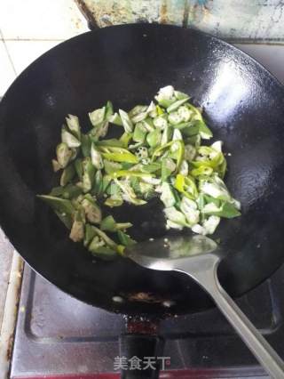 秋葵炒肉丝的做法步骤：6