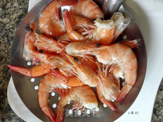 柠檬鲜虾的做法步骤：3