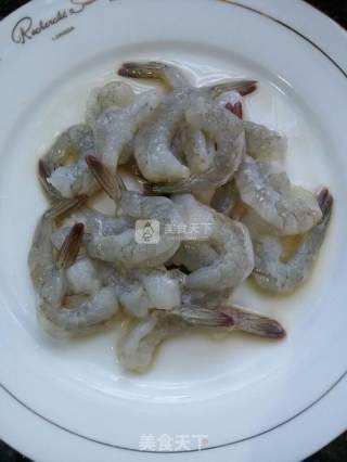 蒜蓉胡椒虾的做法步骤：1