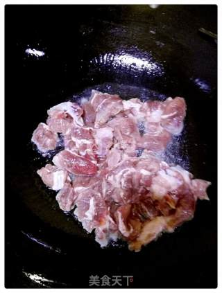 蒜苔炒牛肉的做法步骤：3