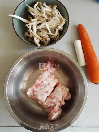 鲜蘑肉馅馄饨的做法步骤：3