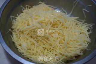 凉拌麻辣土豆丝的做法步骤：2