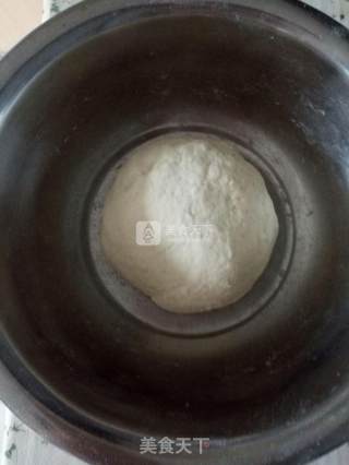 韭菜盒子的做法步骤：2