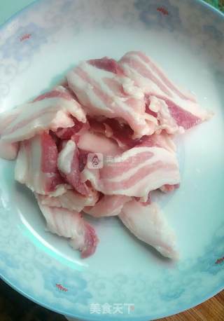 杏鲍菇五花肉的做法步骤：2