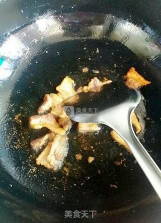 杏鲍菇五花肉的做法步骤：4