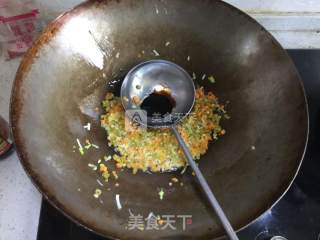 美味酸豆角蛋炒饭的做法步骤：4
