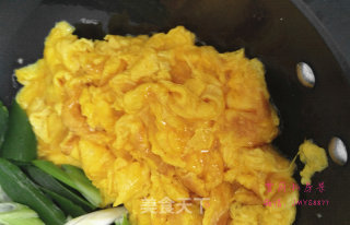 笨鸡蛋炒大葱的做法步骤：6
