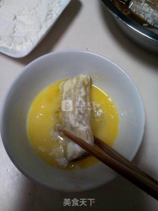 煎带鱼的做法步骤：5