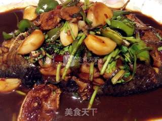 红烧鱼的做法步骤：1