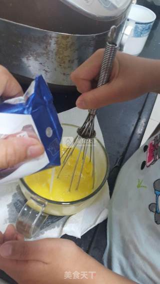酸奶松饼的做法步骤：2