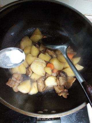 香菇炖土豆的做法步骤：11