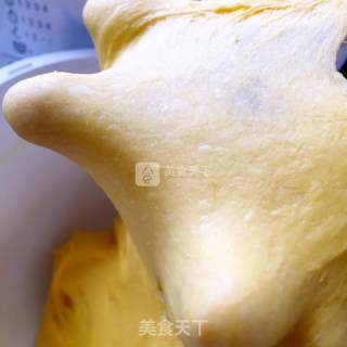 南瓜豆沙面包的做法步骤：6