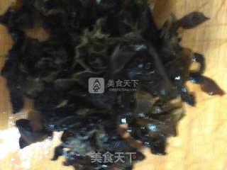 鱼香肉丝的做法步骤：3