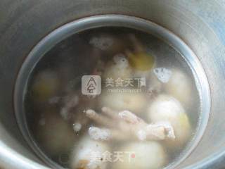 鸡爪香芋汤的做法步骤：5