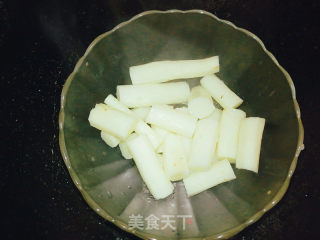 山药鸡蛋饼的做法步骤：1