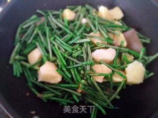 豇豆尖椒猪皮酱菜的做法步骤：5