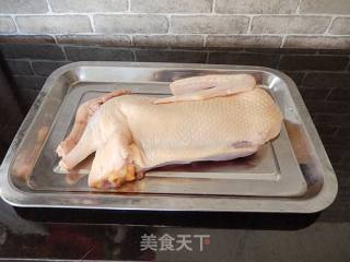 冬瓜薏米鸭汤的做法步骤：1