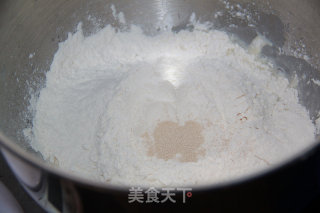 葱香蓝莓酱面包的做法步骤：5