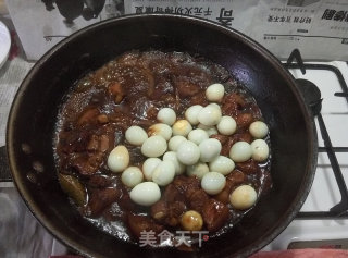 鹌鹑蛋红烧肉的做法步骤：10