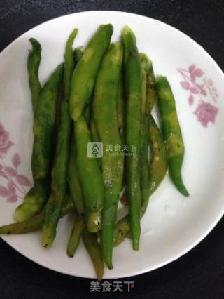 烧辣椒鸡蛋的做法步骤：3