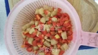 美味咖喱牛肉饭的做法步骤：1