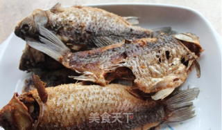 干烧鲫鱼的做法步骤：8