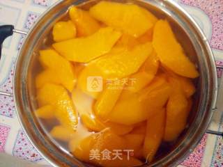 夏日冰爽饮品——黄桃罐头（又名糖水黄桃）的做法步骤：4