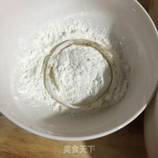 炸洋葱圈的做法步骤：2