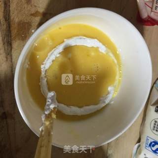 炸洋葱圈的做法步骤：3