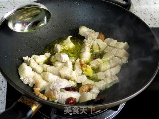 锅蒸红烧肉的做法步骤：9