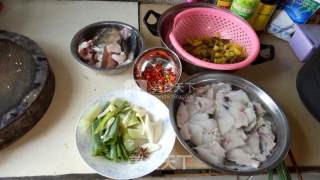 酸菜鱼的做法步骤：1