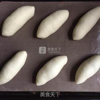 沙拉肉松餐包的做法步骤：6