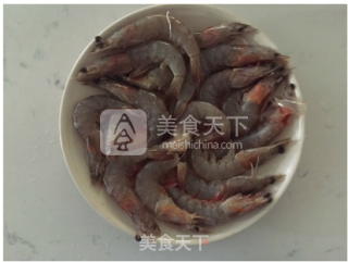 简单蒸一蒸 - 蒜蓉开背虾的做法步骤：1