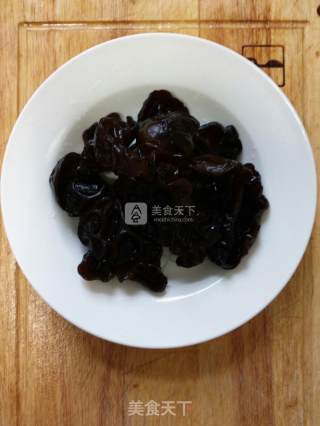胡萝卜猪肉水饺的做法步骤：3