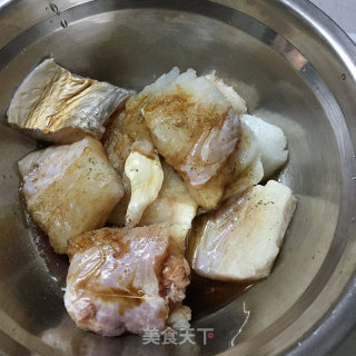 滋味红烧海鳗的做法步骤：1