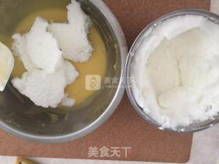 8寸戚风蛋糕/蛋糕胚的做法步骤：10